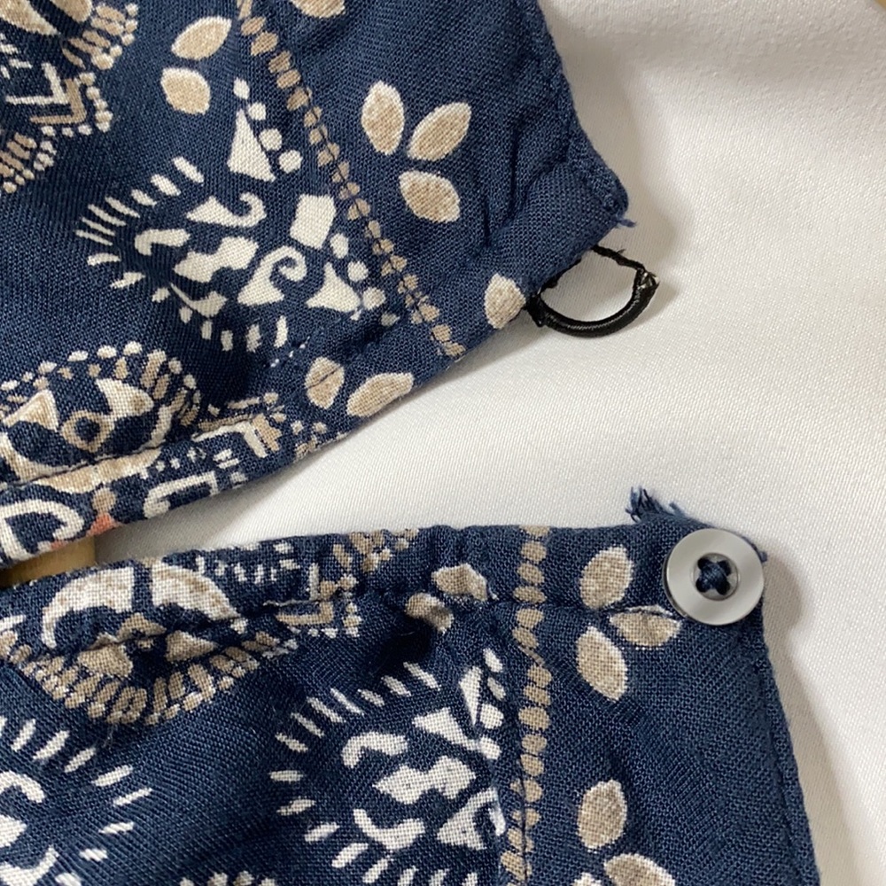 A&F Lace Up Navy Floral Romper - Picture 7 of 8